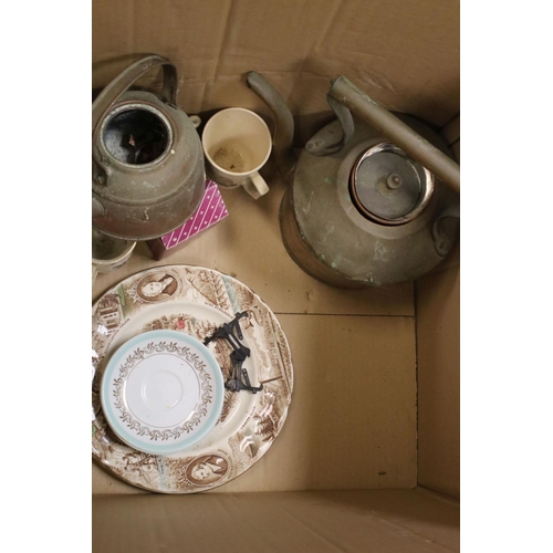 163 - Box of mixed copper and brass ware to include kettles, plates and candlesticks