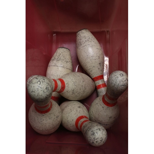 590 - A set of vintage AMF ten pin bowling pins.