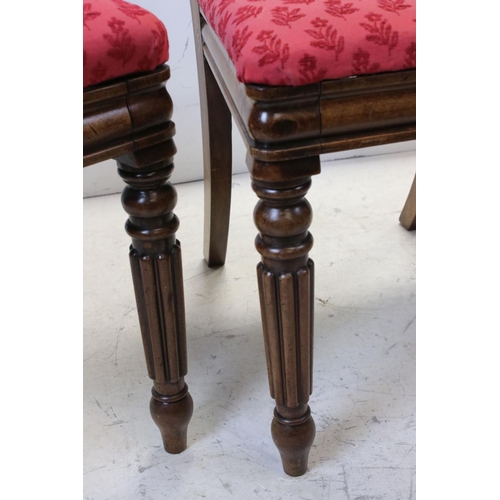 646 - Set of Three William IV Mahogany Bar Back Dining Chairs on turned fluted front legs, 88cms high