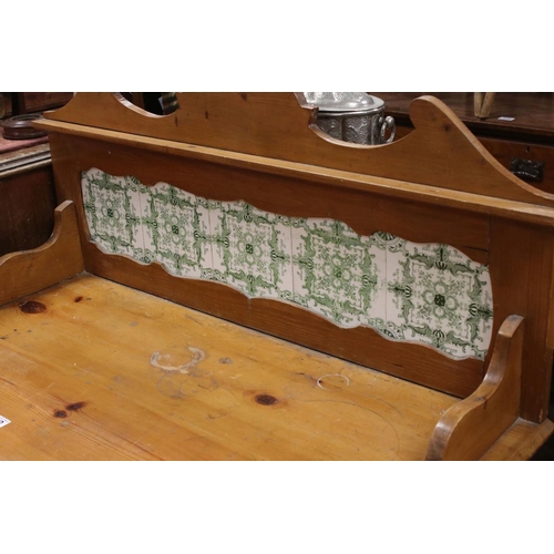 672 - Early 20th century Pine Washstand, with tiled back and single drawer, 91cms wide x 112cms high