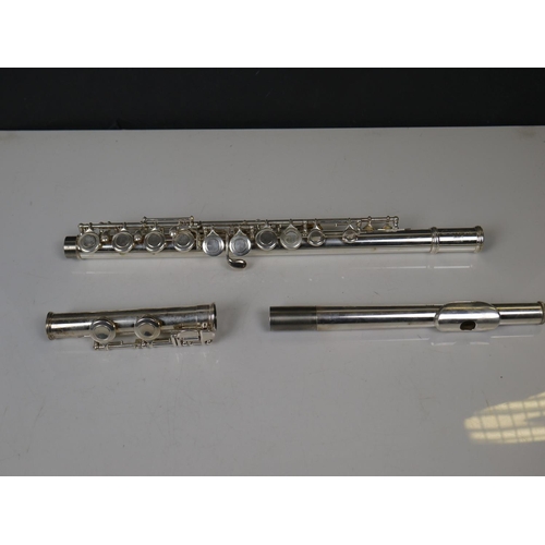 548 - Conrad Series 2 flute with carry case