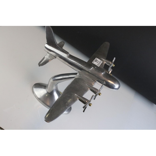 77 - Vintage cast alloy model of a bomber plane