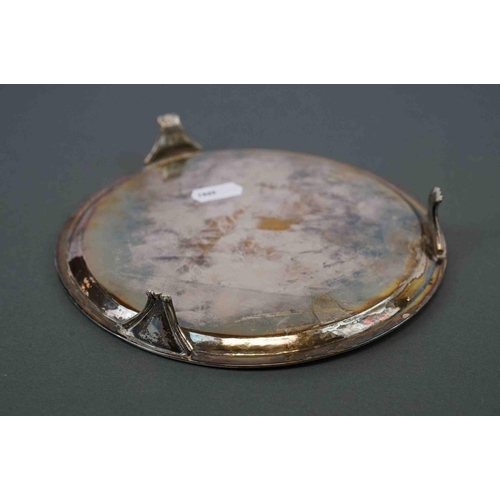 193 - A fully hallmarked sterling silver Georgian card tray, maker marked for John Hutson, assay marked fo... 