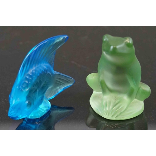 219 - Two boxed Lalique glass ornaments to include a fish and a frog.