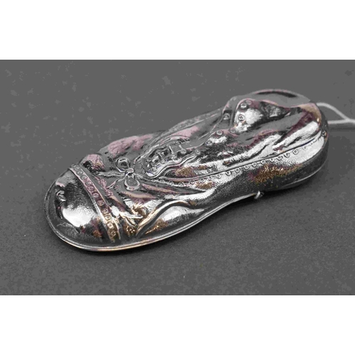 286 - Silver plated vesta in the form of a shoe