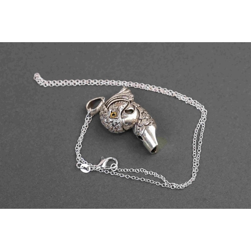 301 - Sterling silver whistle in the form of a parrot