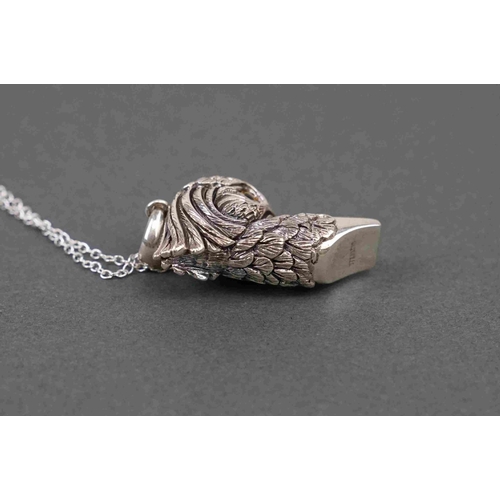 301 - Sterling silver whistle in the form of a parrot