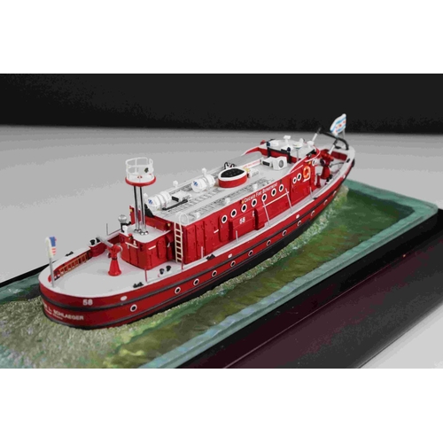 121 - Diecast Metal Chicago Fire Department ' Victor L Schlaeger ' Model of a Fire Boat held on a Stand si... 