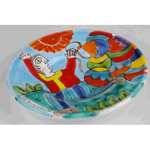 27 - Mid 20th century Italian Desimone Picasso style Dish, 12cm diameter.