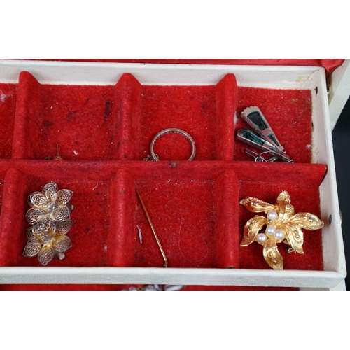 362 - A vintage jewellery box with contents to include hallmarked silver pendant, costume jewellery and wa... 