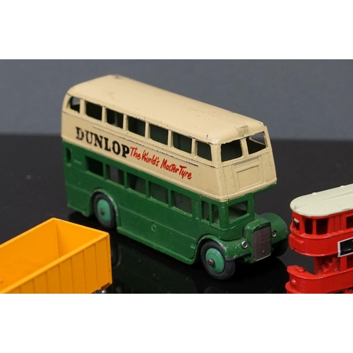 371 - 15 Mid 20th C onwards diecast models to include Matchbox Lesney 75 Series, Vanguards, Dinky etc, gd ... 