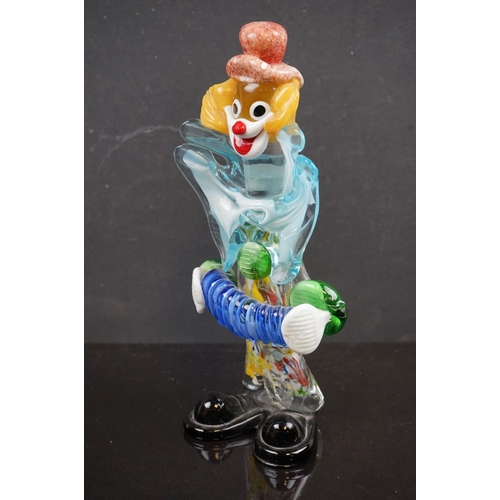 463 - A Murano glass clown figure together with a Murano pink glass dove.