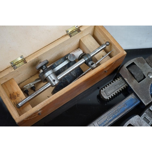 531 - A group of vintage tools to include a quantity of Record wrenches.