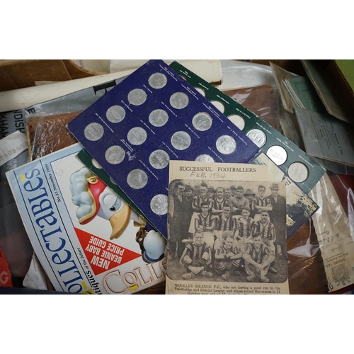 535 - A box of mixed ephemera to include vintage advertising, transportation, certificates and labels.