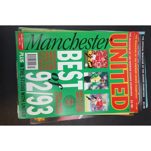 605 - Football programmes - Manchester United FC, a collection of 50+ homes, mostly 1980s/1990s, many in E... 