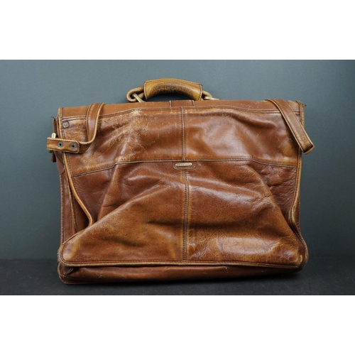 609 - 'Tula' attache case & other leatherware items (5)