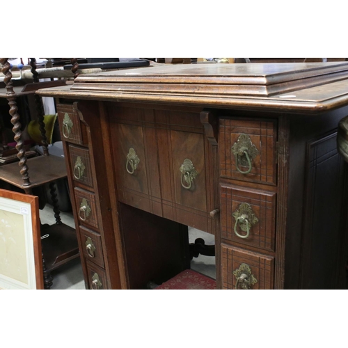 775 - Early 20th century Oak Sewing Machine Cabinet (lacking sewing machine), 87cms long x 78cms high