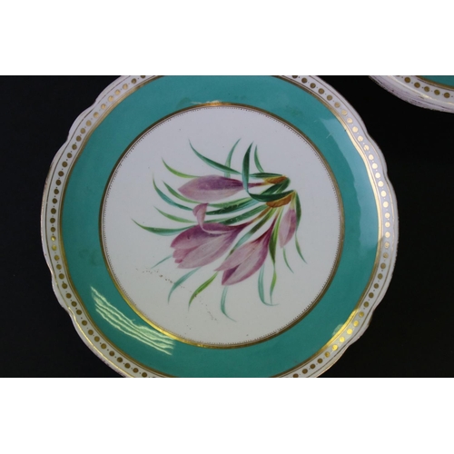 675 - A Imperial Porcelain Wedgwood 'Luna' pattern part dinner service together with a quantity of floral ... 