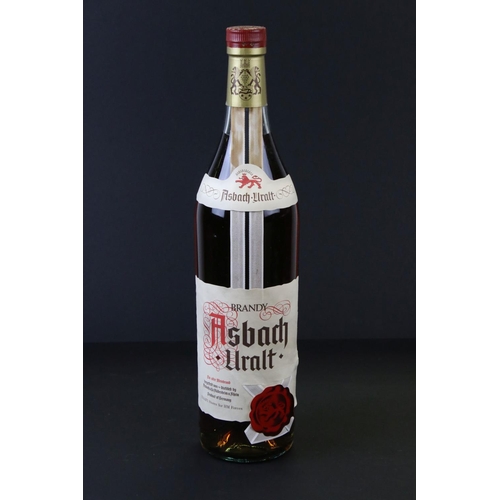 676 - A 3 litre boxed bottle of Asbach Uralt brandy