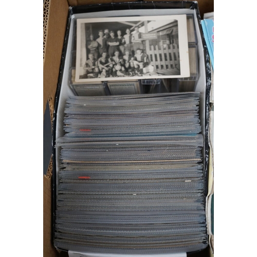 612 - A large collection of vintage ephemera to include postcards and Disney posters.