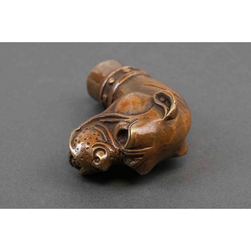 327 - A walking stick handle in the form of a Boxer dog head