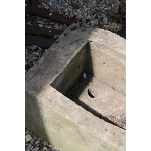 699 - A reconstituted stone planter, measures approx 56cm x 43cm.