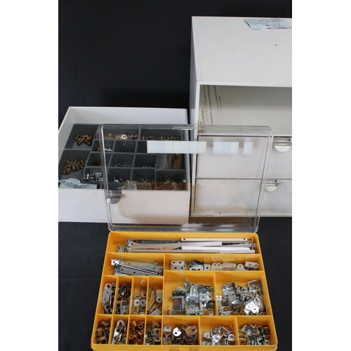 195 - Cabinet with three drawers containing a quantity of original Meccano and construction accessories, m... 