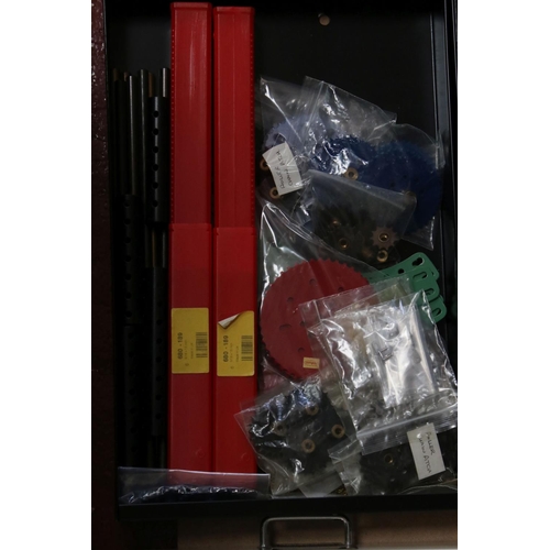 209 - Bisley 15 drawer cabinet containing various small Marklin and construction accessories,l screws, pul... 