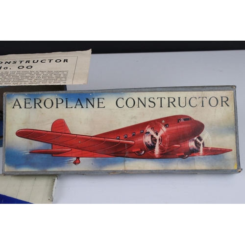 275 - Boxed Aeroplane Outfit No OO in an unbuilt condition, unchecked but appears gd, rusting, tear to box