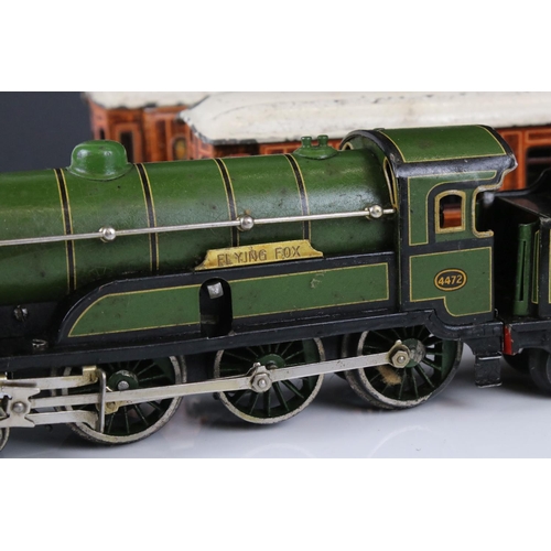 121a - Boxed Bing clockwork Flying Scotsman Train Set with clockwork 4-6-0 locomotive 4472 