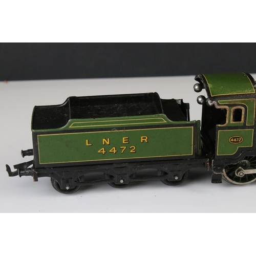 121a - Boxed Bing clockwork Flying Scotsman Train Set with clockwork 4-6-0 locomotive 4472 