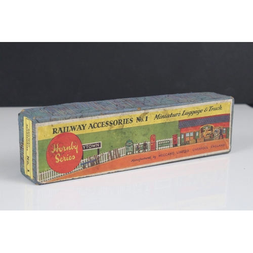 127a - Two boxed Hornby Series Railway Accessories sets to include No 1 Miniature Luggage & Truck and NO 2 ... 