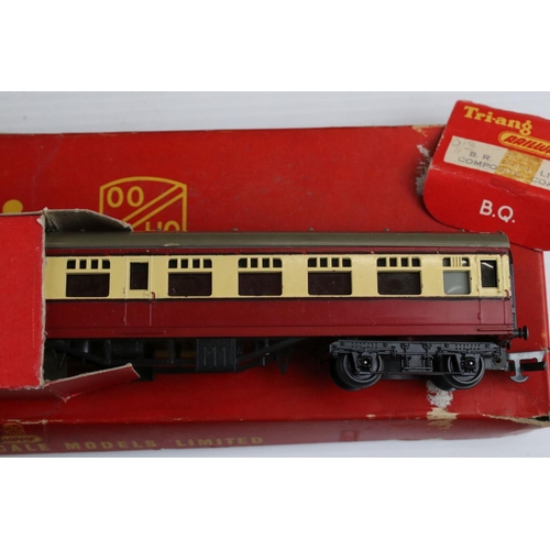 165 - Quantity of OO gauge model railway accessories to include rolling stock (boxed & unboxed) track, eph... 