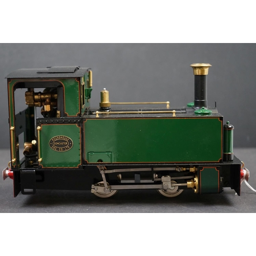 131 - Roundhouse O gauge 0-6-0 diesel live steam locomotive in green with black chassis in excellent condi... 