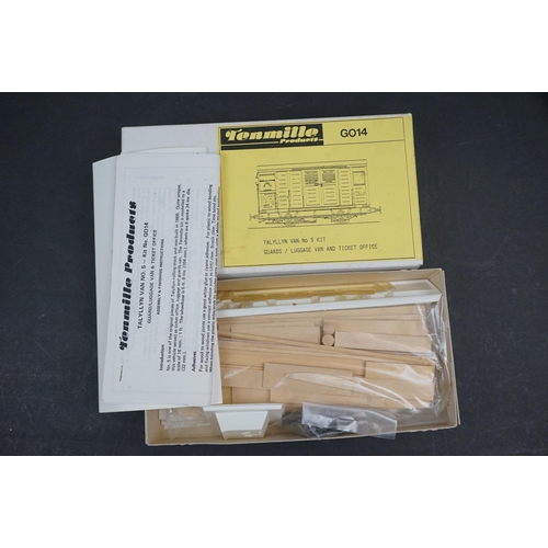 135 - Five boxed wooden & plastic kits for model railway to include JD Models Narrow Gauge Coach Kit, P&J ... 