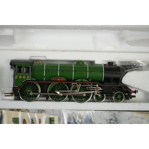 20 - Boxed Hornby OO gauge R053 LNER CLass B17 Loco Manchester United