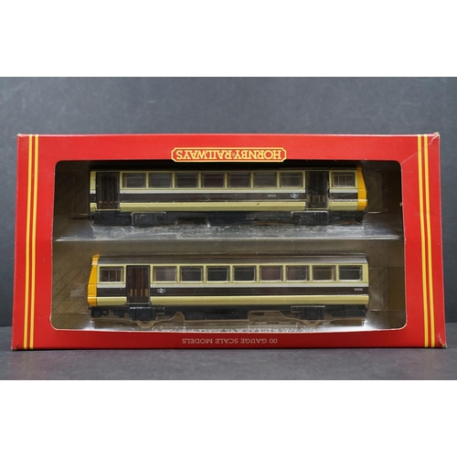 33 - Boxed Hornby OO gauge R326 BR Skipper Twin Railbus Class 142, boxed Bachmann 31-402 Lord Nelson 3085... 