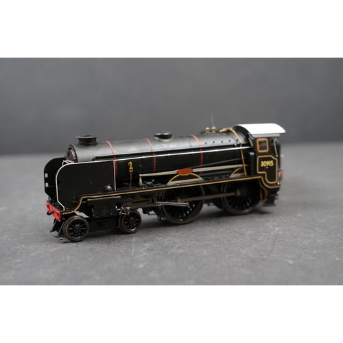 35 - Two boxed OO gauge locomotives to include Hornby R3208 BR 4-4-0 Schools Class Brighton DCC Ready and... 