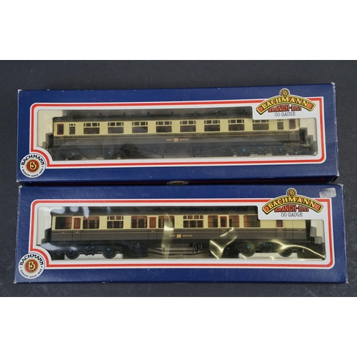 39 - Ten OO gauge items of rolling stock coaches to include 3 x boxed Airfix, 3 x boxed Bachmann, boxed A... 