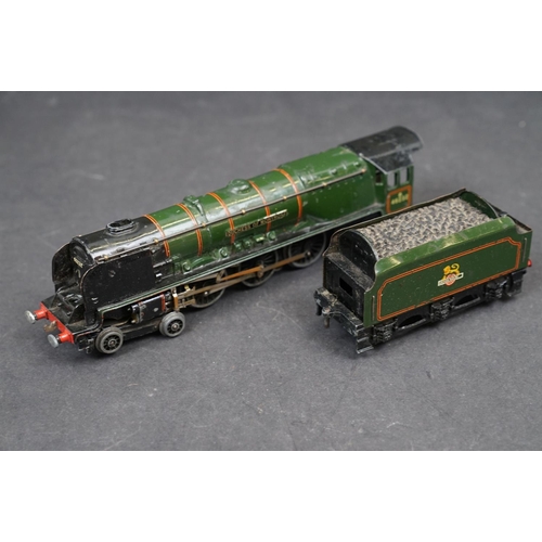 40 - Four Hornby Dublo 3 rail locomotives to include 2 x Duchess of Atholl and 2 x Duchess of Montrose