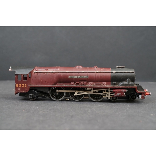 40 - Four Hornby Dublo 3 rail locomotives to include 2 x Duchess of Atholl and 2 x Duchess of Montrose