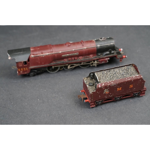 40 - Four Hornby Dublo 3 rail locomotives to include 2 x Duchess of Atholl and 2 x Duchess of Montrose