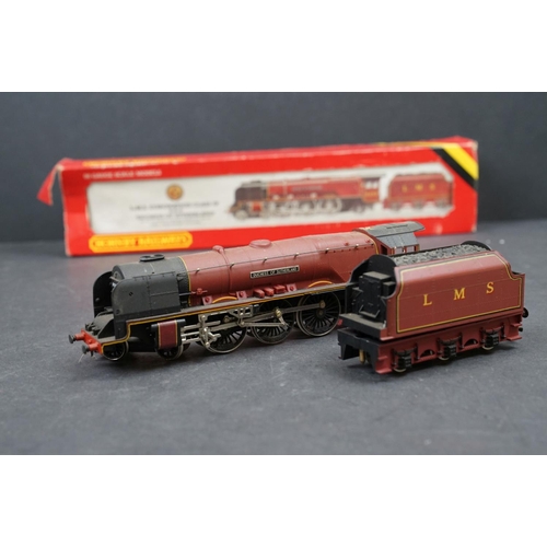 43 - Four boxed OO gauge locomotives to include 3 x Hornby (R2248 Super Deetail BR 2-10-0 Class 9F Locomo... 