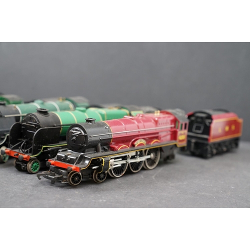 44 - 10 OO gauge locomotives with tender to include Triang Princess Elizabeth, Mainline Hinton Manor, Tri... 