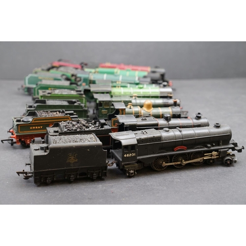 44 - 10 OO gauge locomotives with tender to include Triang Princess Elizabeth, Mainline Hinton Manor, Tri... 