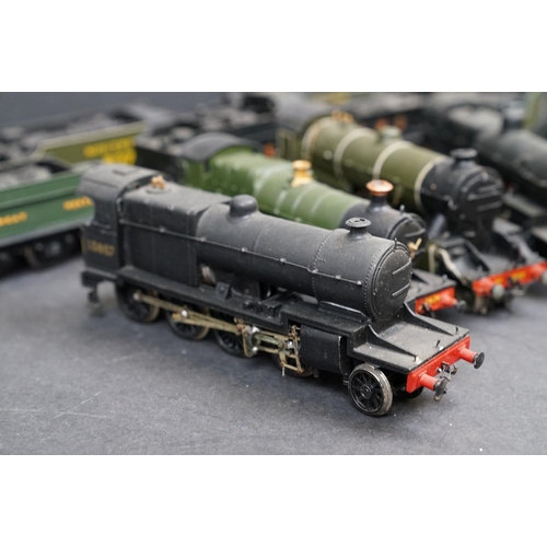 47 - Ten OO gauge built diecast locomotives to include Sir Walter Raleigh, 2-8-0 LMS in black with tender... 