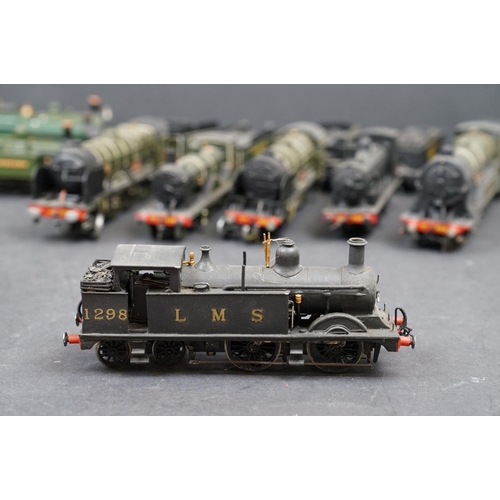 48 - 13 OO gauge built diecast locomotives to include Sherborne, Remembrance etc, some wear but good over... 