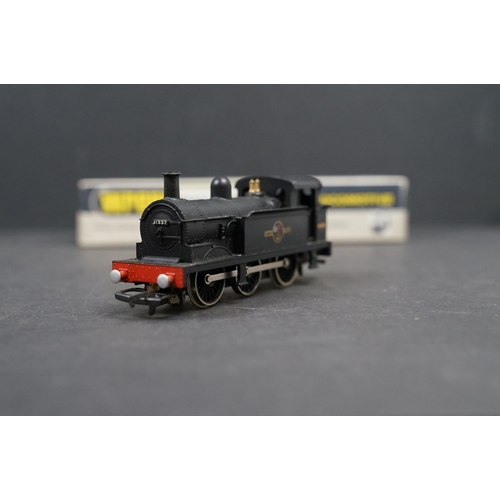 55 - Three boxed Wrenn OO gauge locomotives to include W2205 0-6-0 Tank Black BR, W2207 0-6-0 Tank SR and... 