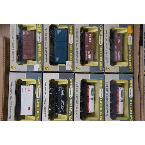 59 - 29 Boxed Wrenn OO gauge items of rolling stock to include W5002 Horse Box Selsdon, W5003 6 Wheeled W... 