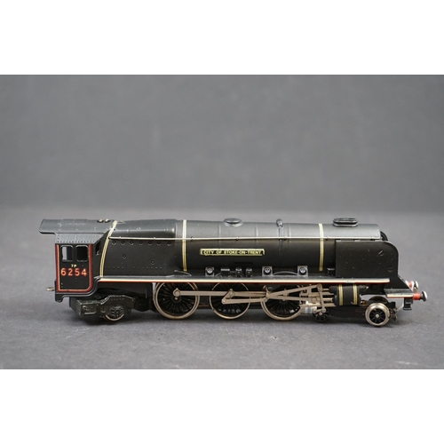 71 - Boxed Wrenn OO gauge W2227 4-6-2 City of Stoke on Trent LMS locomotive in black livery, with origina... 